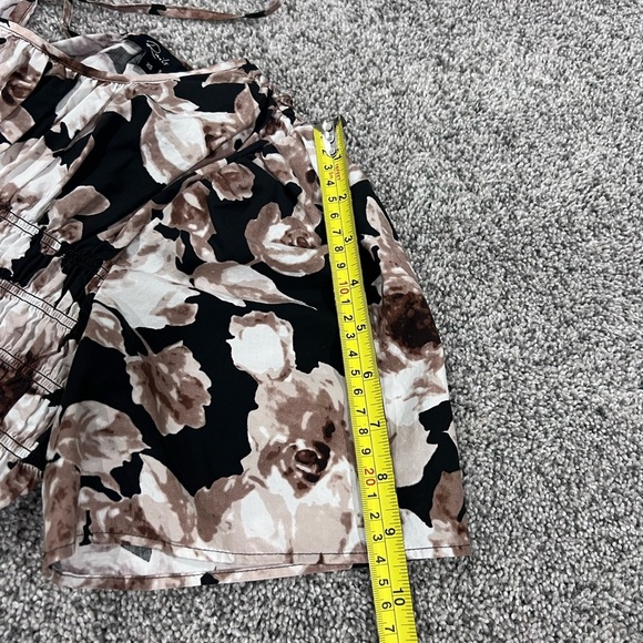 Rails Rosie Floral Smocked Peplum Short Sleeve Top In Sepia Roses Brown Size XS - Picture 6 of 11